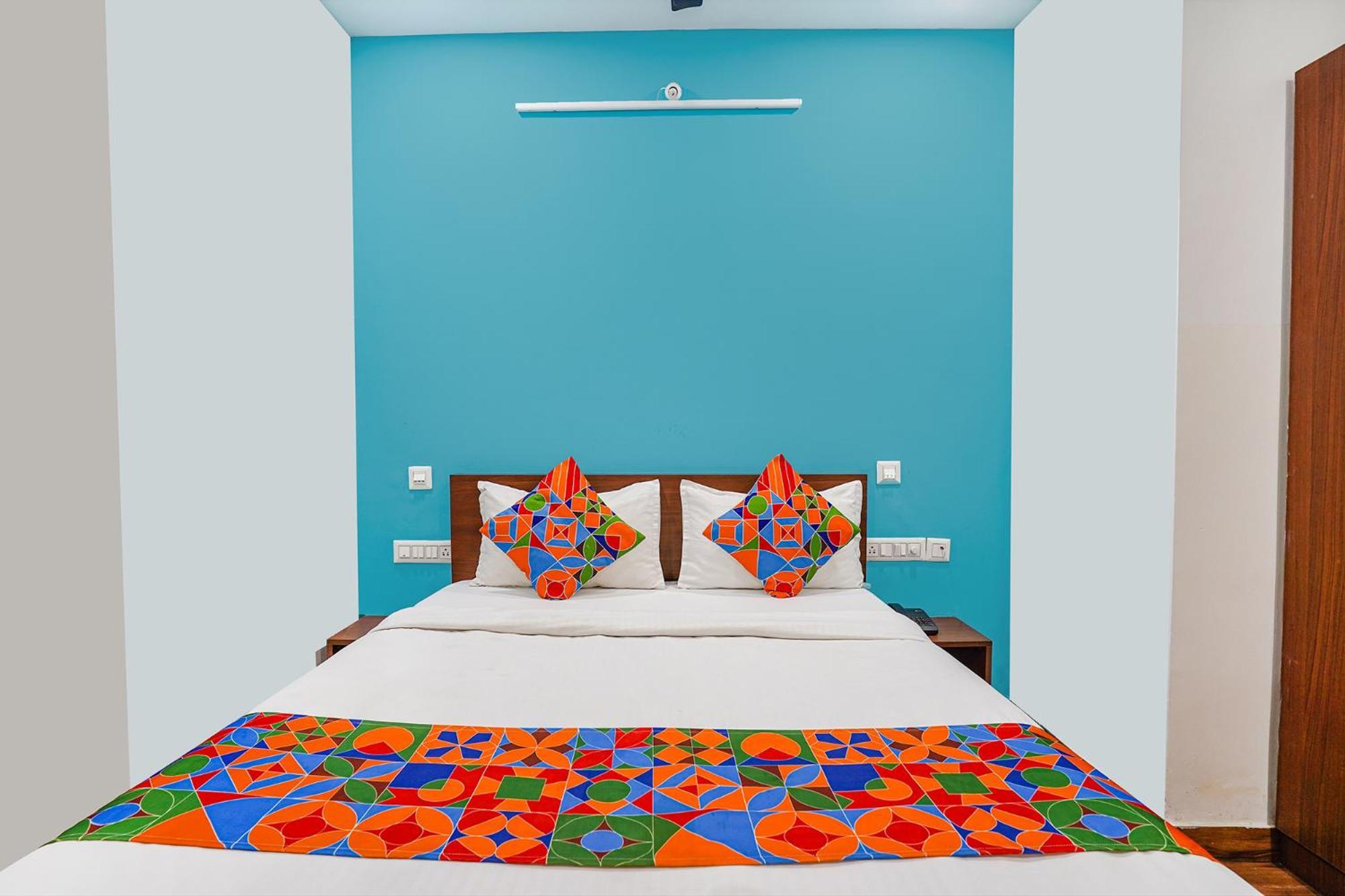 Fabhotel Rlv Green Palace - Nr Kengeri Satellite Town Bengaluru Kültér fotó