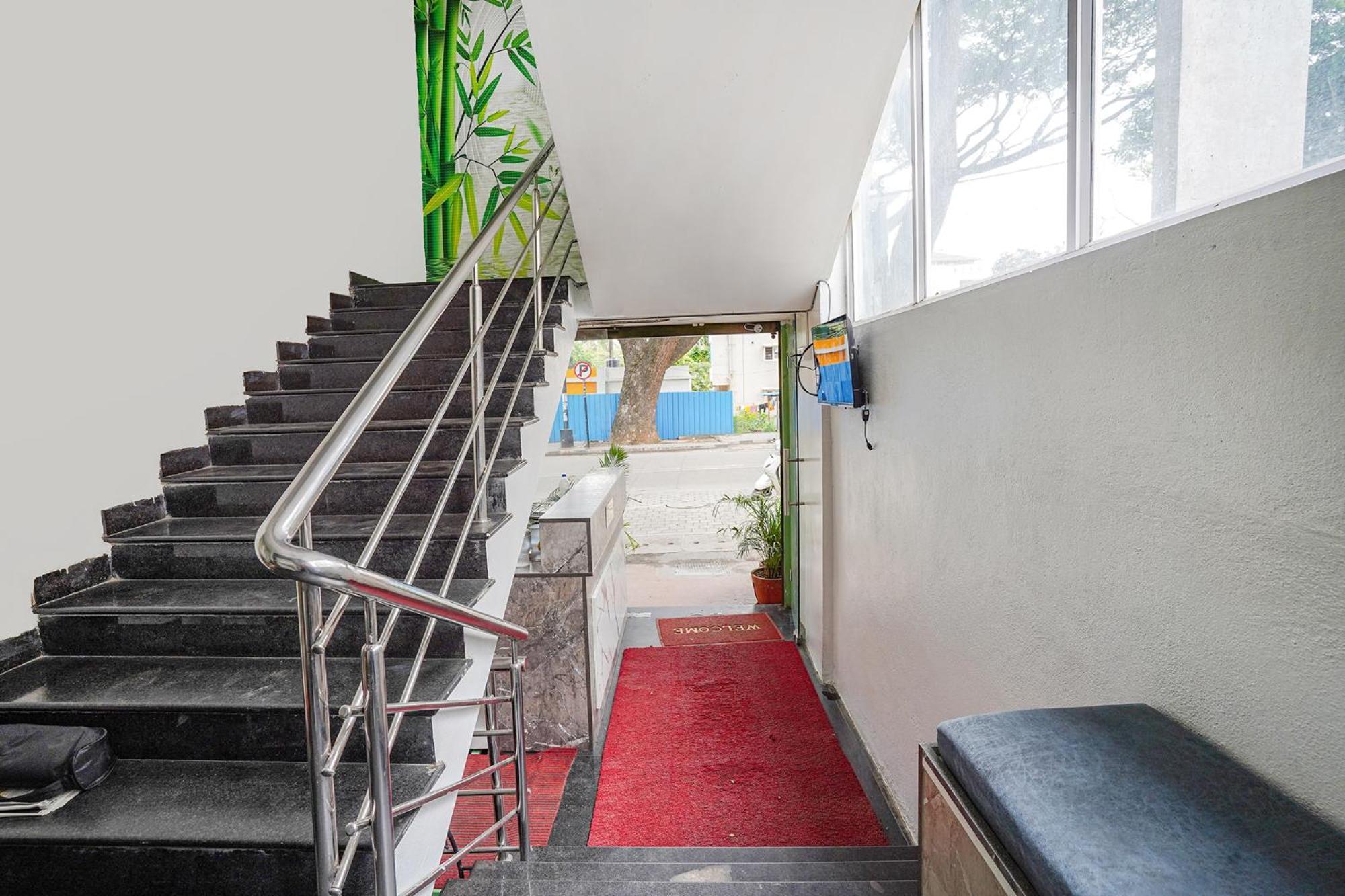 Fabhotel Rlv Green Palace - Nr Kengeri Satellite Town Bengaluru Kültér fotó