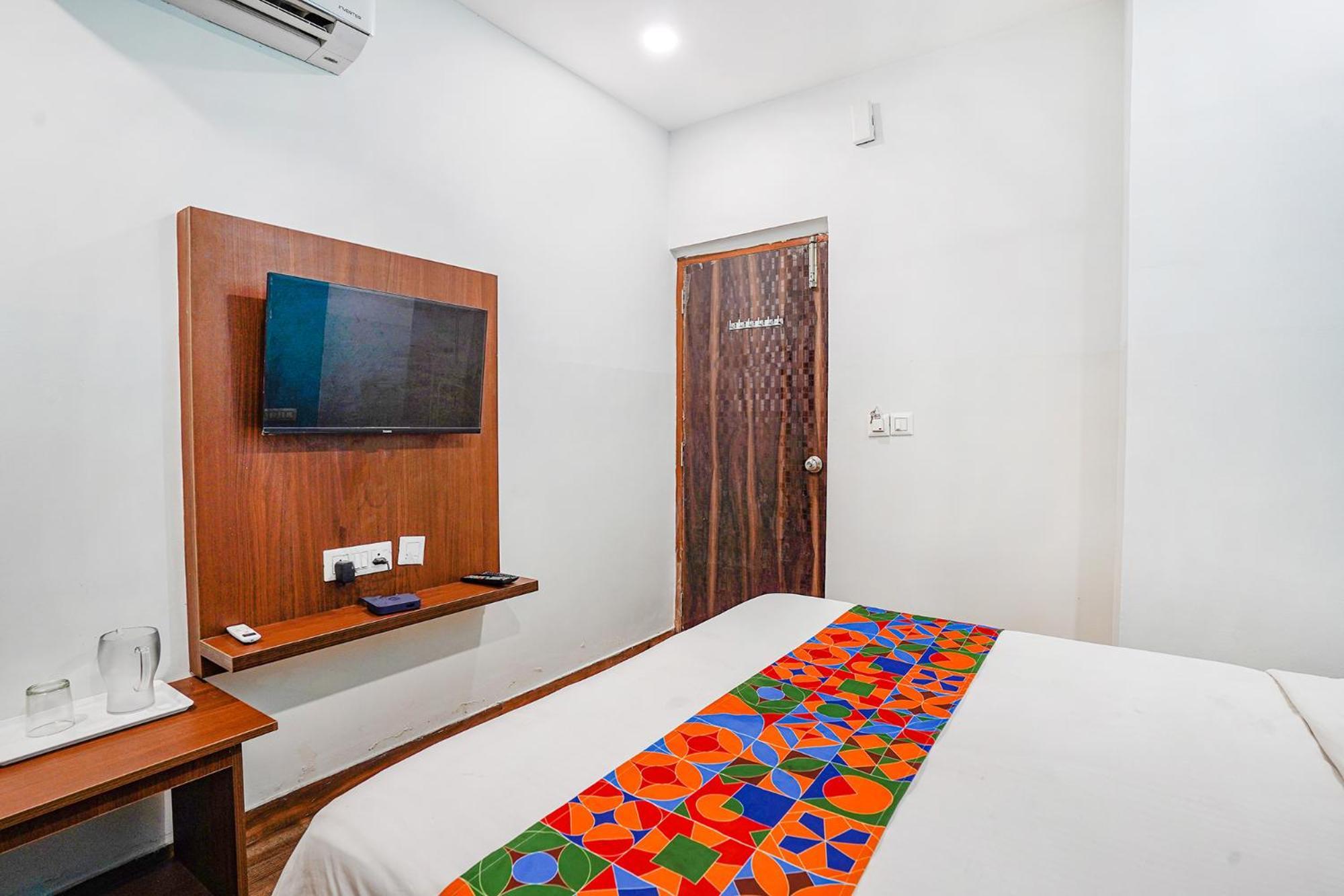 Fabhotel Rlv Green Palace - Nr Kengeri Satellite Town Bengaluru Kültér fotó