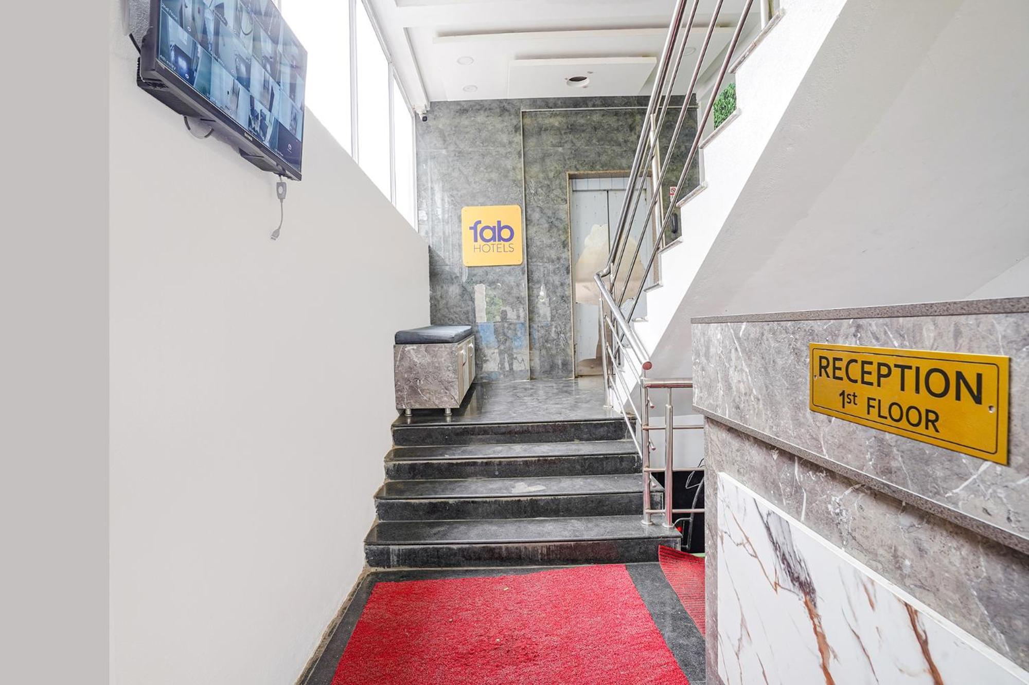 Fabhotel Rlv Green Palace - Nr Kengeri Satellite Town Bengaluru Kültér fotó